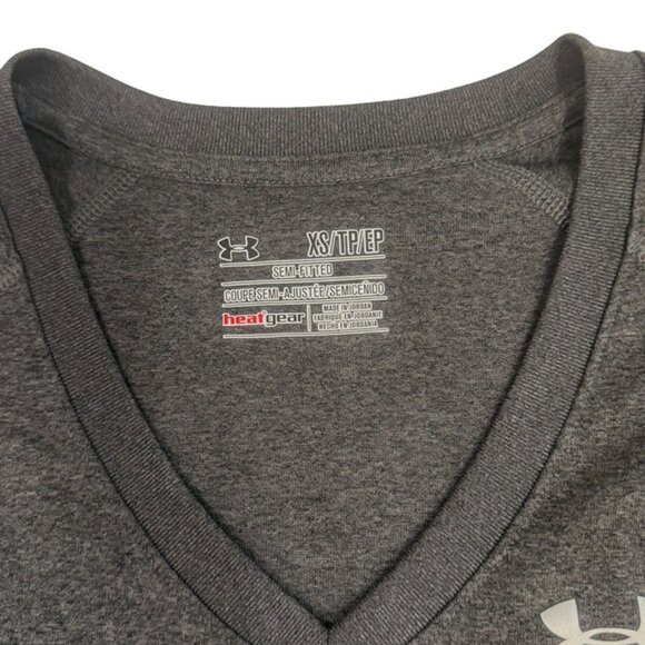 Under Armour Women's Heatgear Athletic Long Sleeve Tops! Lot of 2, Pink/Grey, XS - Picture 5 of 7